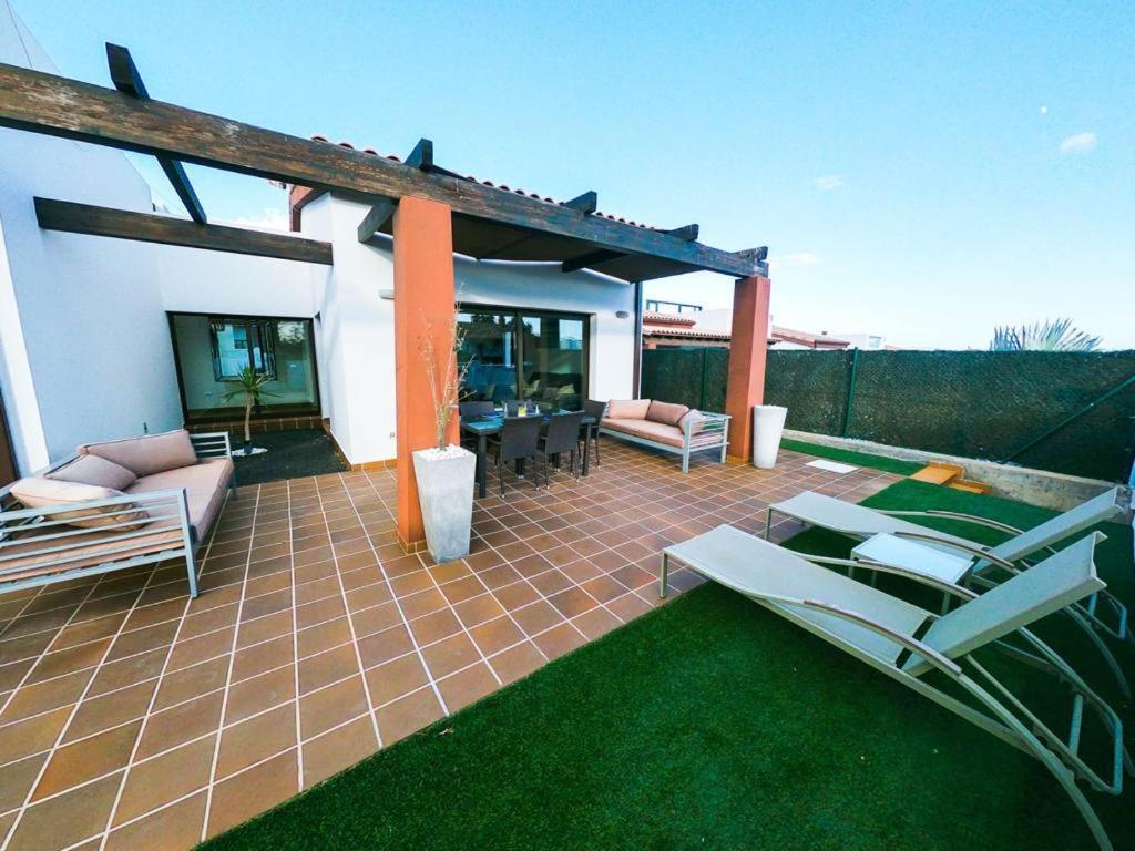 Villa James Caleta de Fuste Exterior foto
